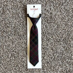 Cat & Jack Plaid Black Green Red Tie Boys Small/Medium